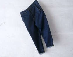 DIGAWEL 8/10 length tapered denim pants (32)