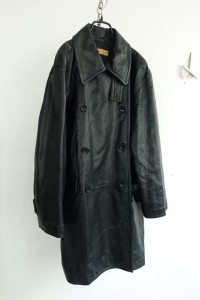MOGA - lamb leather coat