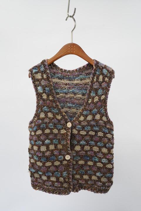 vintage women&#039;s knit vest