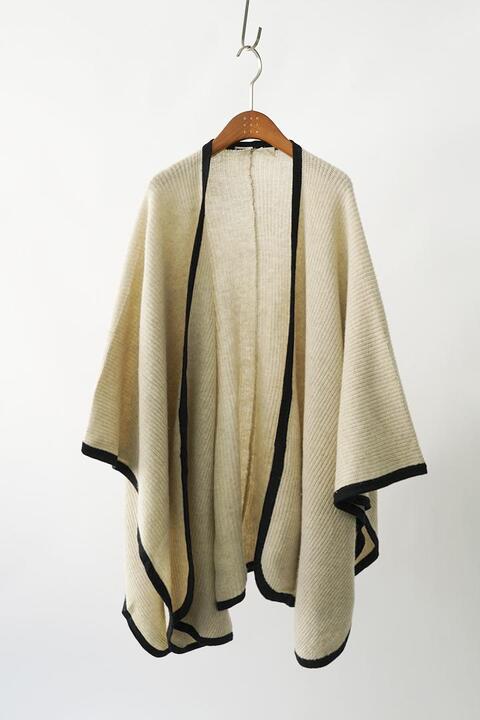MONTE OVEST - pure wool knit cape