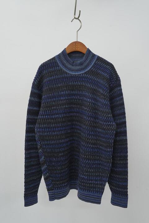 ANEWS - pure wool sweater