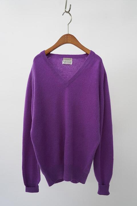IVY LEAGUE CLUB made in scotland - pure lambs wool sweater