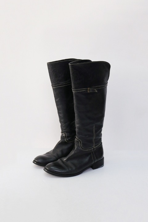 GB BOOTS made in span (235/240)
