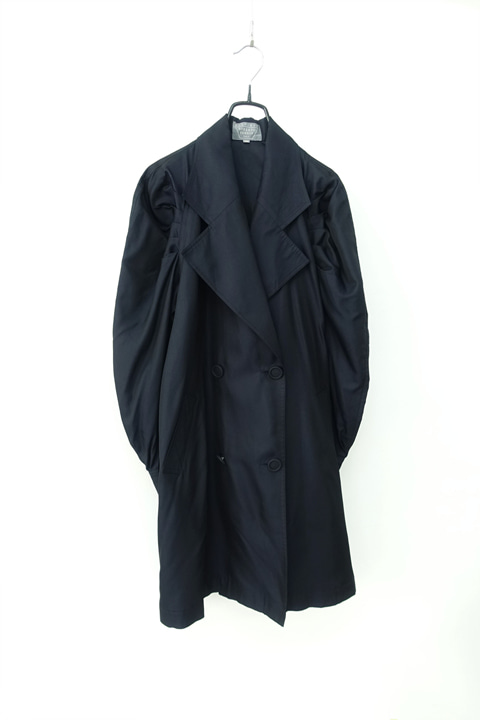 ROBERTO FABRIS PARIS silk coat