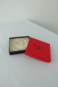 EMI INOUE - pearl necklace