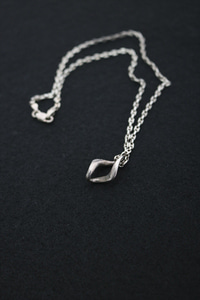 DEP&#039;T 925 silver necklace