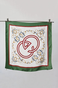 GUCCI made in italy - pure silk scarf