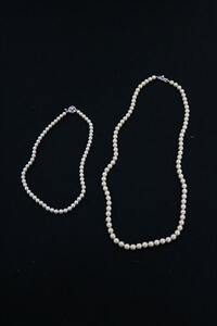 silver &amp; pearl necklace set