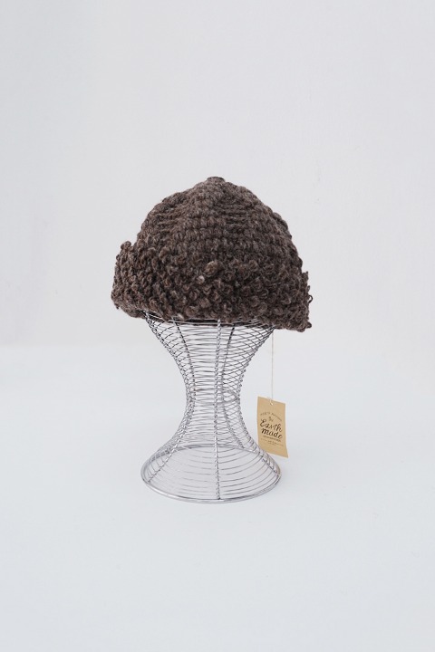 EARTH MADE made in nepal - pure wool knit beanie