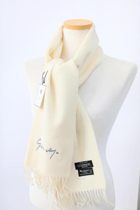 GIVENCHY - pure cashmere muffler