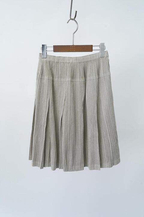 PLEATS PLEASE by ISSEY MIYAKE (27-29)