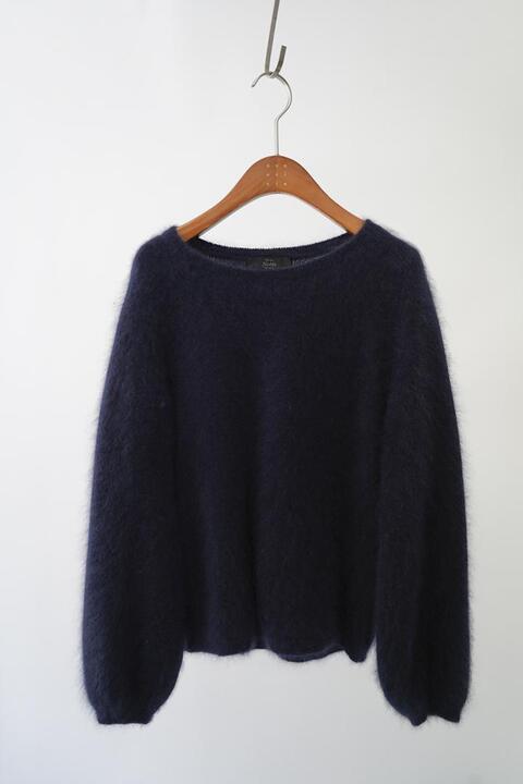 SPICK AND SPAN - pure wool knit top